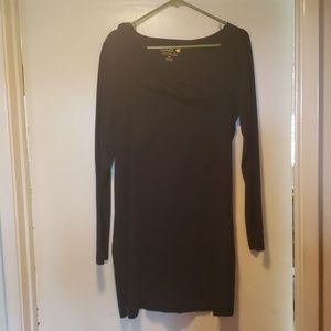 Lole Black dress. Stretch fit. Long sleeves.